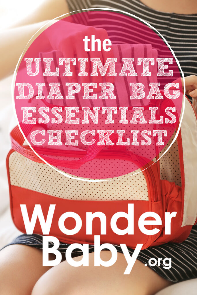 What's In Our Diaper Bag // Diaper Bag Essentials // Featuring