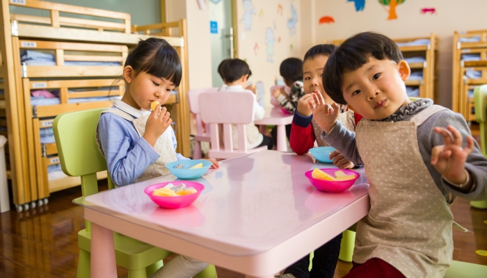 Weaning Table