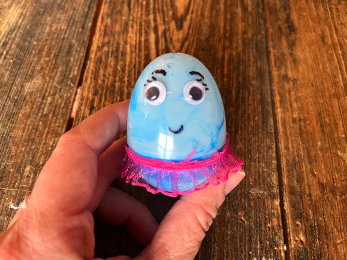 Silly Spinning Easter Egg Craft adding face and eyes
